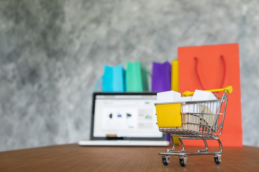 Come funziona il dropshipping e come avviarne uno?
