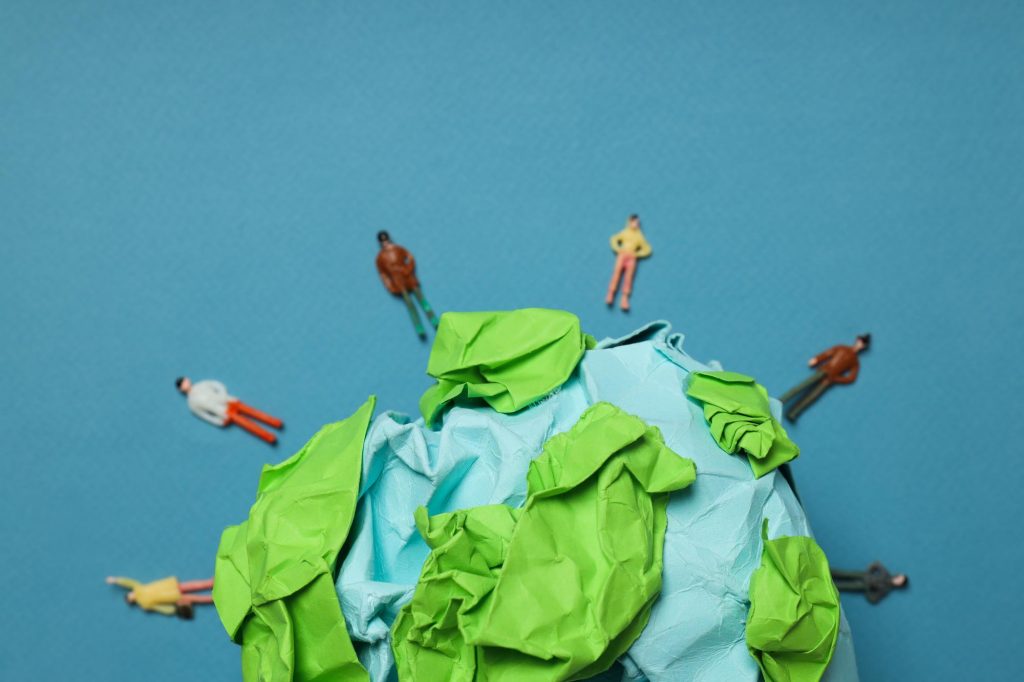 Come riciclare vecchie magliette: 12 idee facili